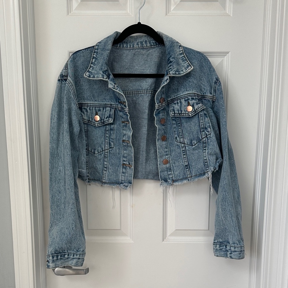 SHEIN Denim Cropped Jacket